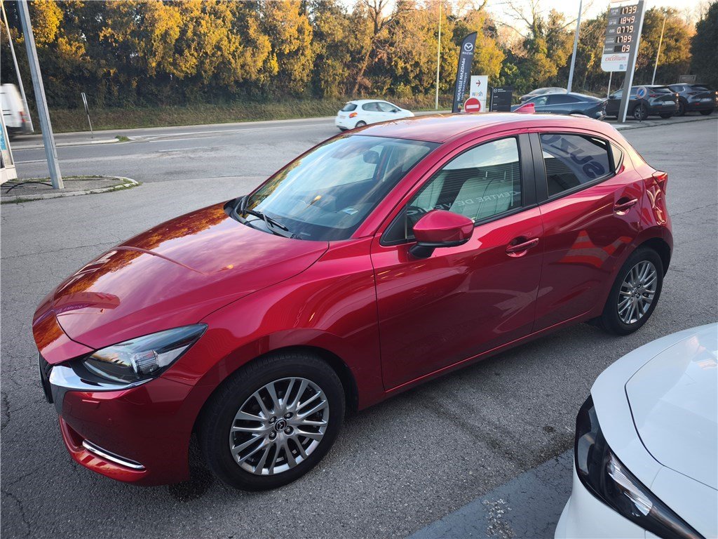 En savoir plus sur MAZDA2