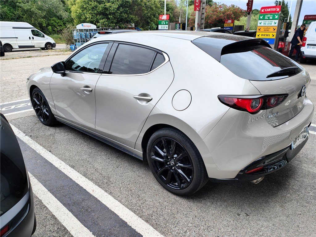 mazda - Visuel 3