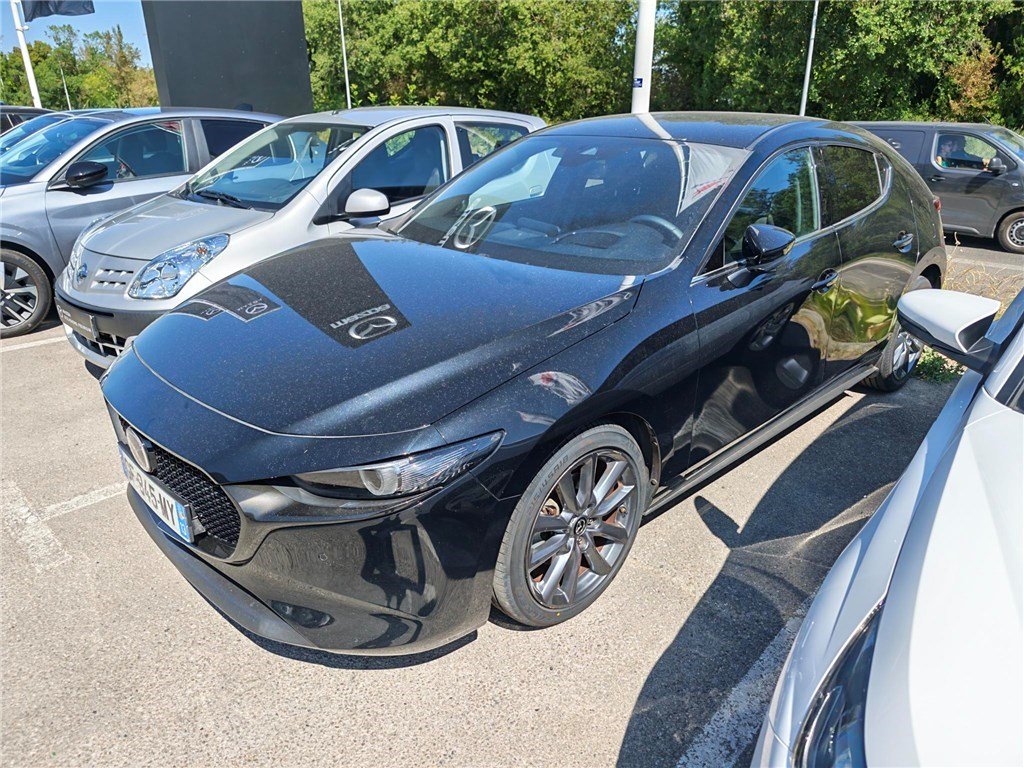 En savoir plus sur MAZDA3