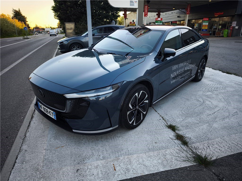 mazda - Visuel 0