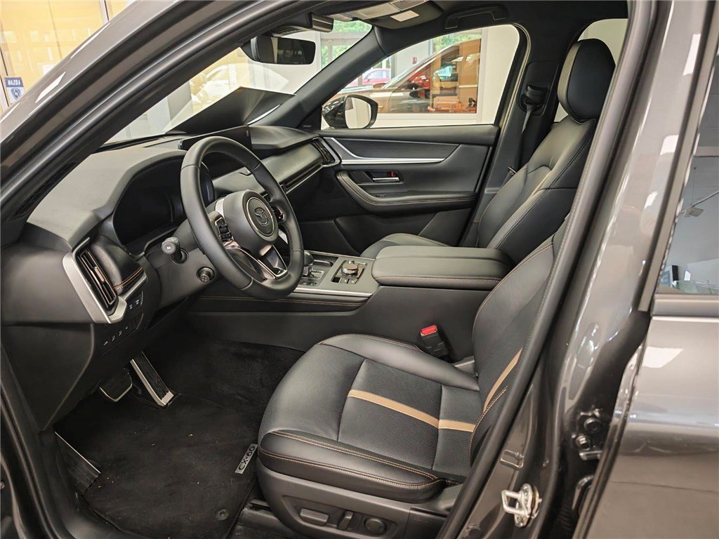 mazda - Visuel 2